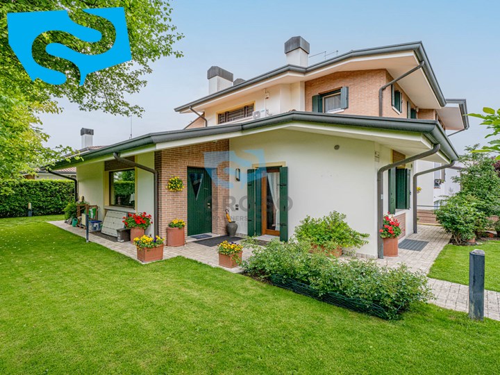 Bifamiliare/Trifamiliare a Ponzano Veneto